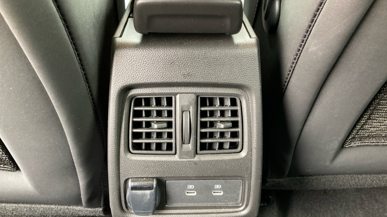 Renault Symbioz 1.6 E-Tech FHEV 145 Techno Esprit Alpine 5dr Auto Hybrid Estate